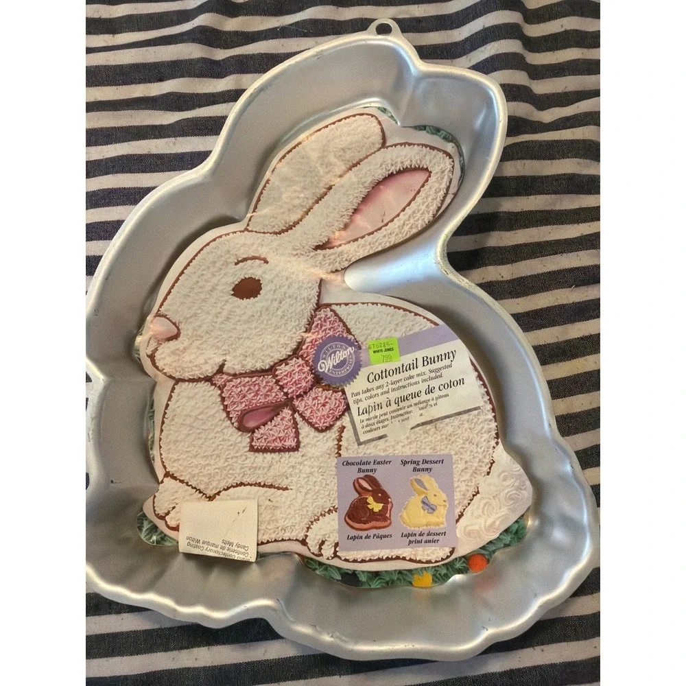 Wilton Cottontail Bunny Cake Pan Easter Rabbit Aluminum Mold Vintage 2000
